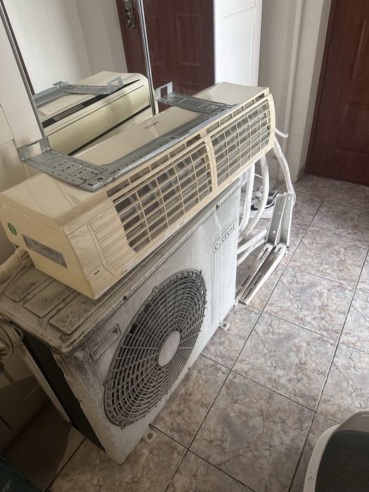 Vand aer conditionat  everest 24000btu