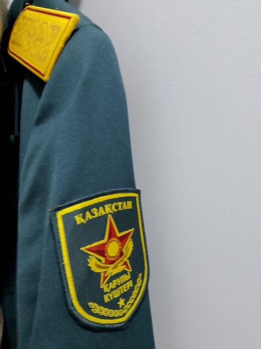 Продам парадную форму ВС РК