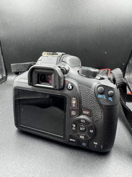 Hope Amanet P5-Aparat Foto Canon EOS 1300 D + Obiectiv EFS 18-55MM