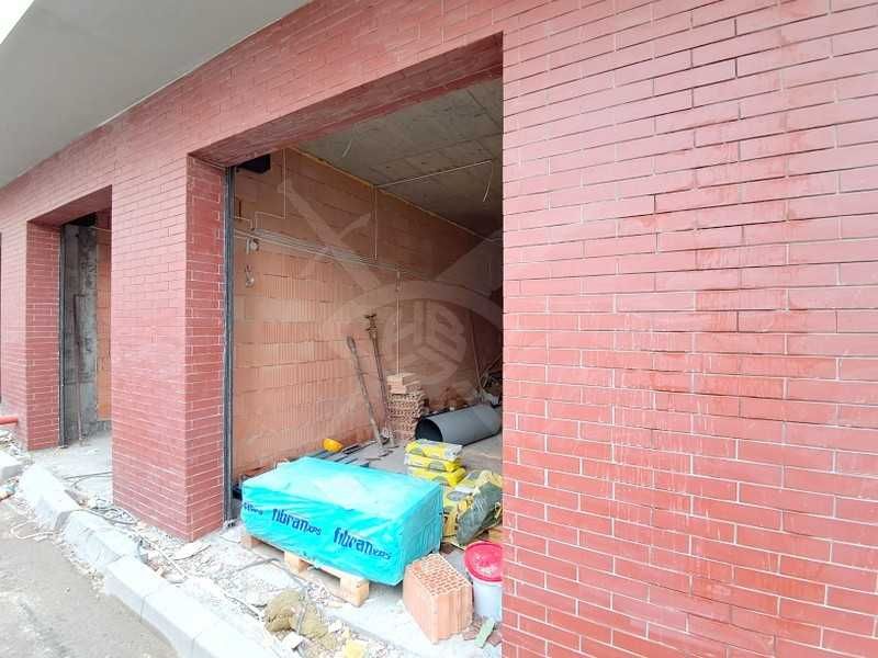 Продава се Гараж / Паркомясто в Бургас, Меден рудник - зона А - 58 кв.м за 747 €/кв.м - Снимка #1