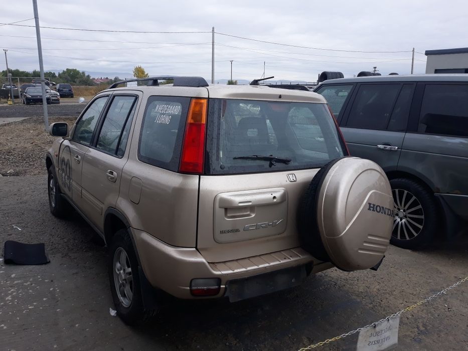 Dezmembrez Honda crv1 2.0b