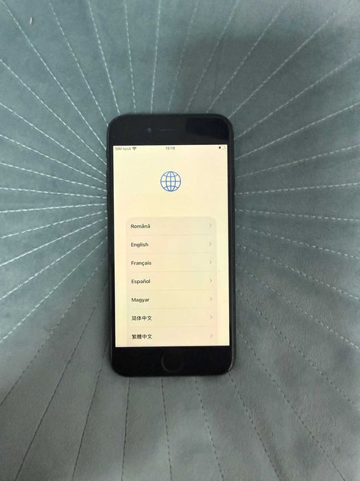 telefon pentru piese iphone SE 2 - 64 GB - poze reale