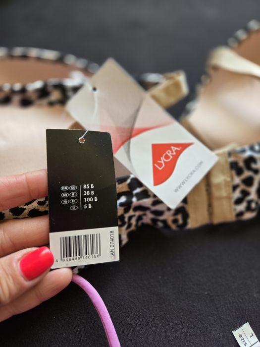 Женски к-кт бански,прашка и сутиен,