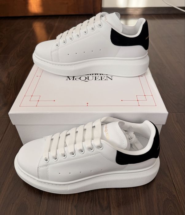 Alexander Mcqueen