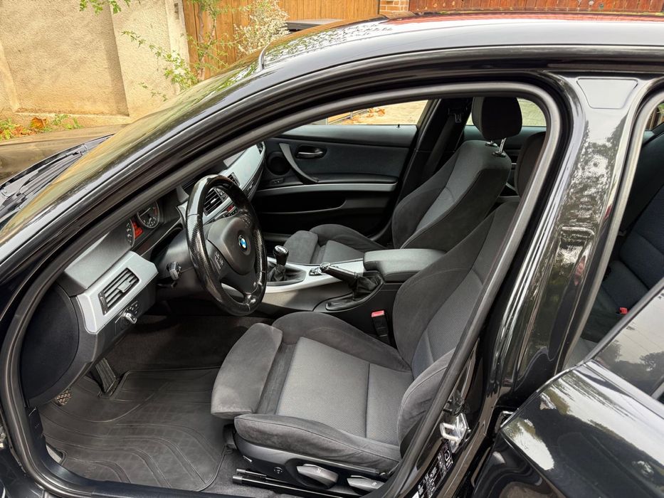 BMW 3 Series 2011 — imagine 4