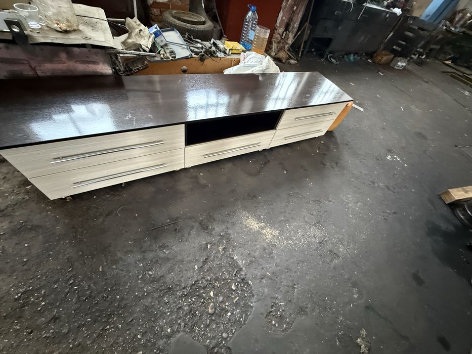 Comoda  televizor  living