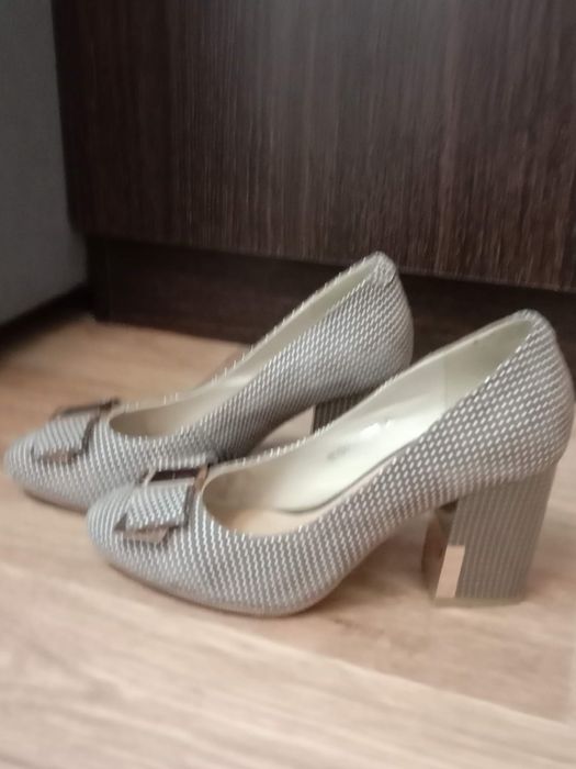 Продам туфли отлич сост