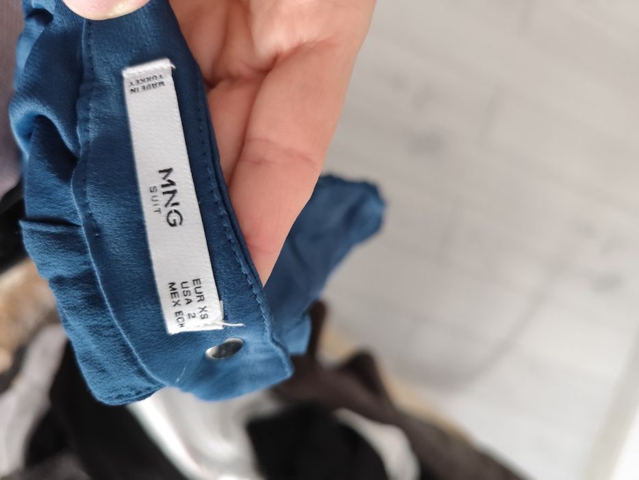 Rochie Mango subțire casual/elegantă