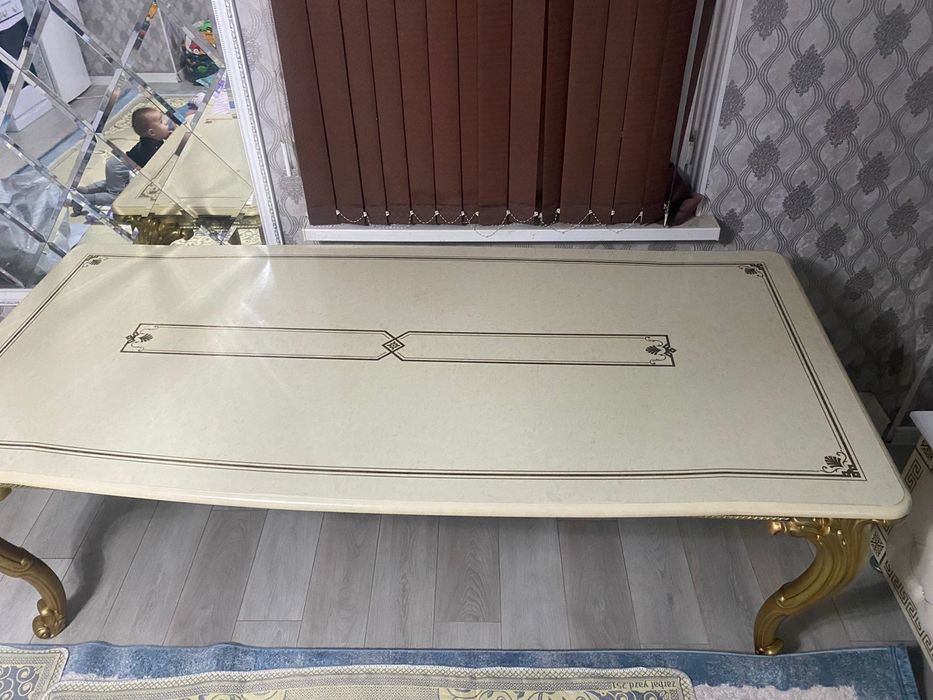 Продается Стол 2м/90см