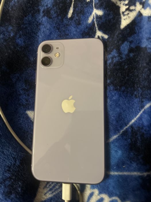 Айфон 11, 128гб, аккумулятор 83%