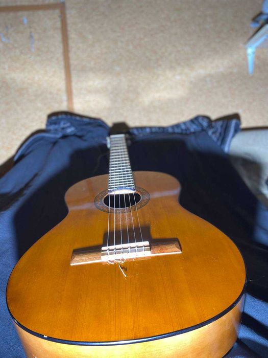 Гитара Yamaha C40