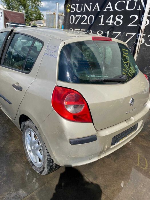 dezmembrez renault clio 3, 1.2i/usa fata clio/hayon/coloana volan clio
