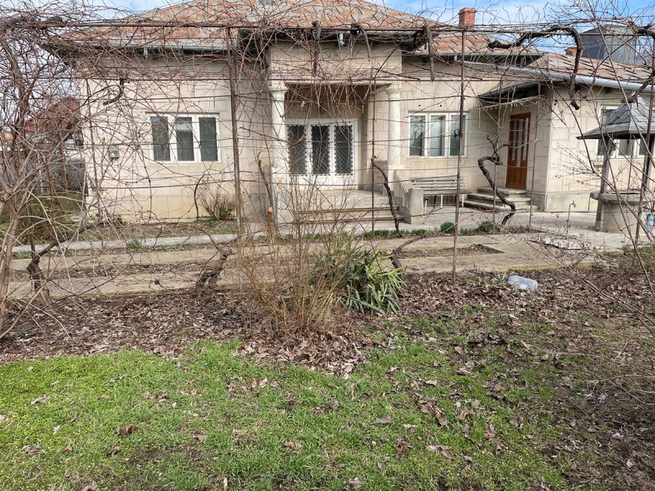 Casă de vânzare – Greci, județul Tulcea – Zonă centrală