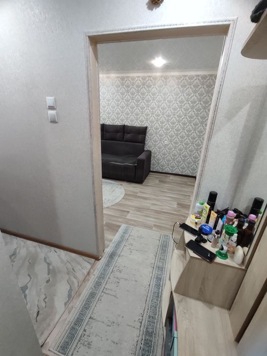 Продается 2-комн (5-24, 1 эт)