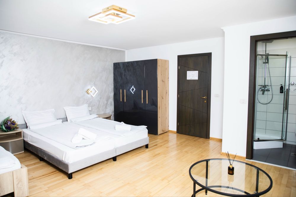 Pensiune Cazare Brasov Central Grupuri Familii Escapada munte ieftin