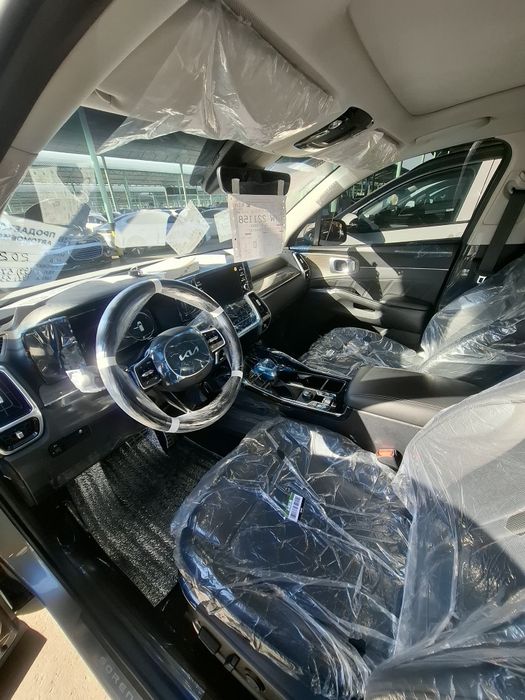 Kia Sorento  2023yil. Probeg 14500 km  Holati idealni