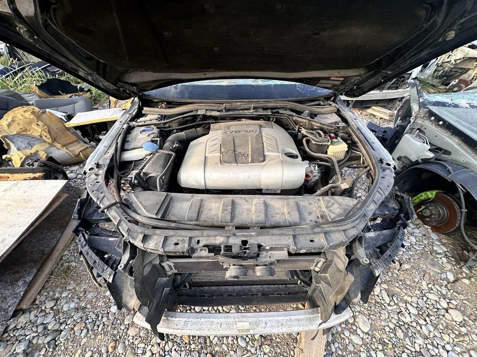 Ауди Q7 3.0 все запчасти есть