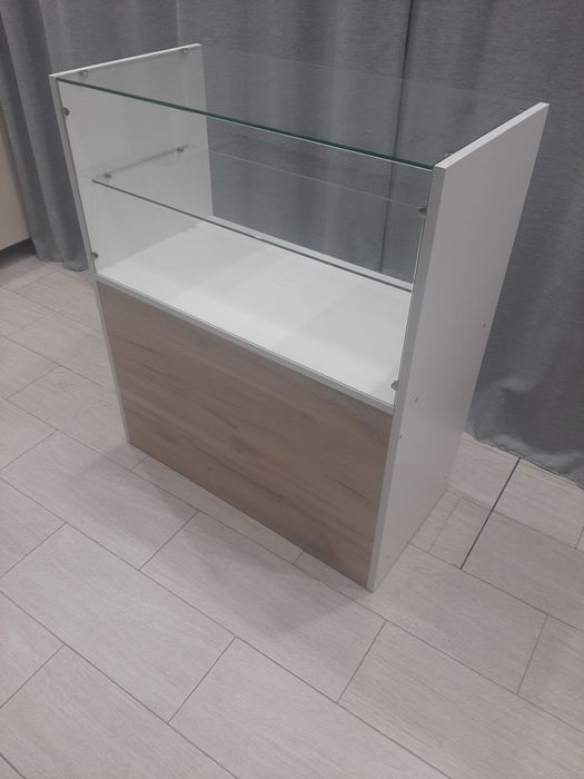 Витрина новая в наличии