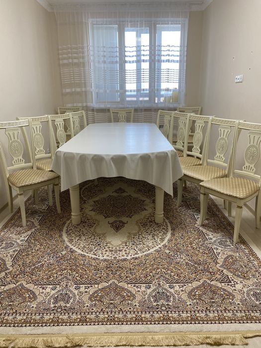 Продоются стулья