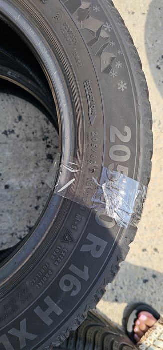 205 60 R 16 Semperit Iarna...