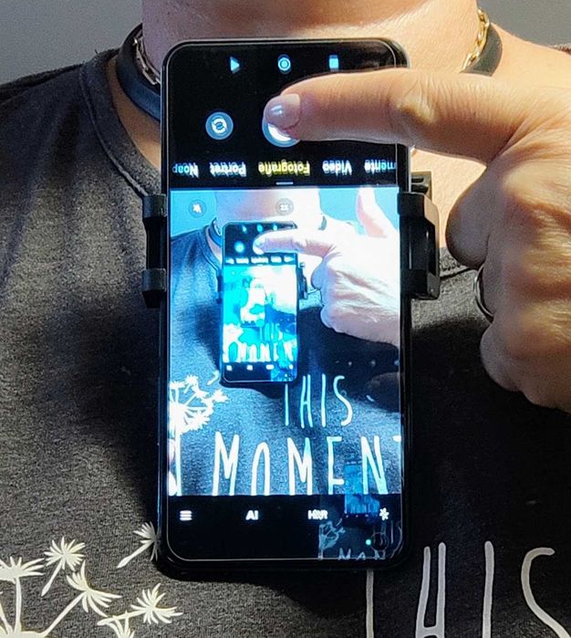 Suport pentru telefon mobil