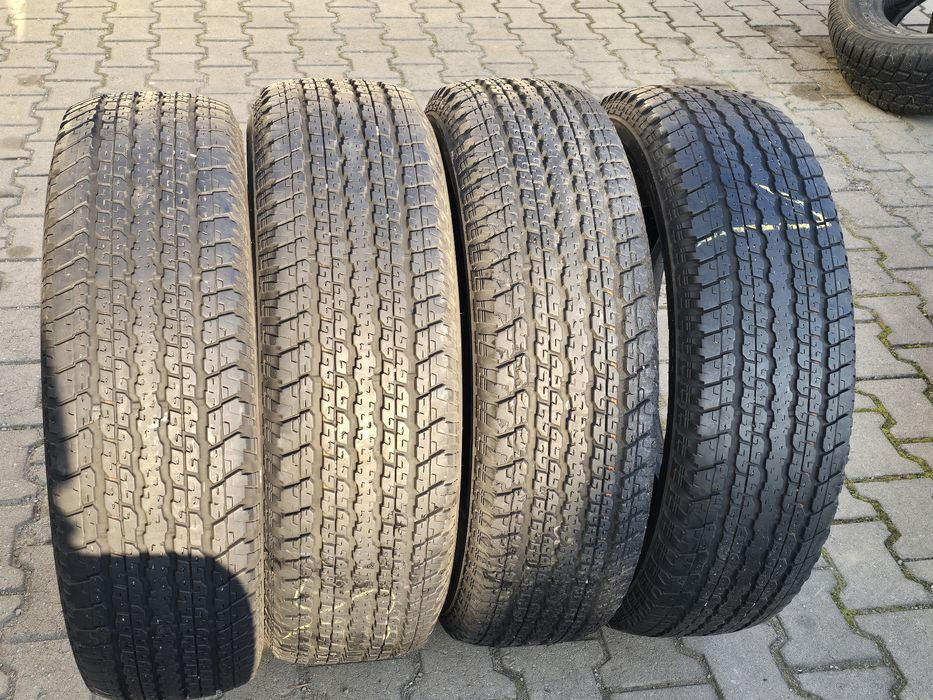 255 70 18 Bridgestone 2бр.