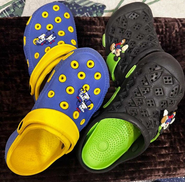 Продам Кроксы б/у