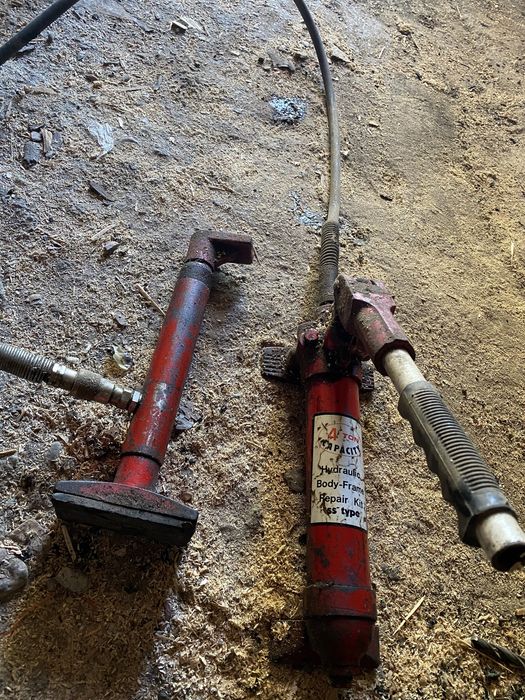 Обтежка за издърпване на греди за коли