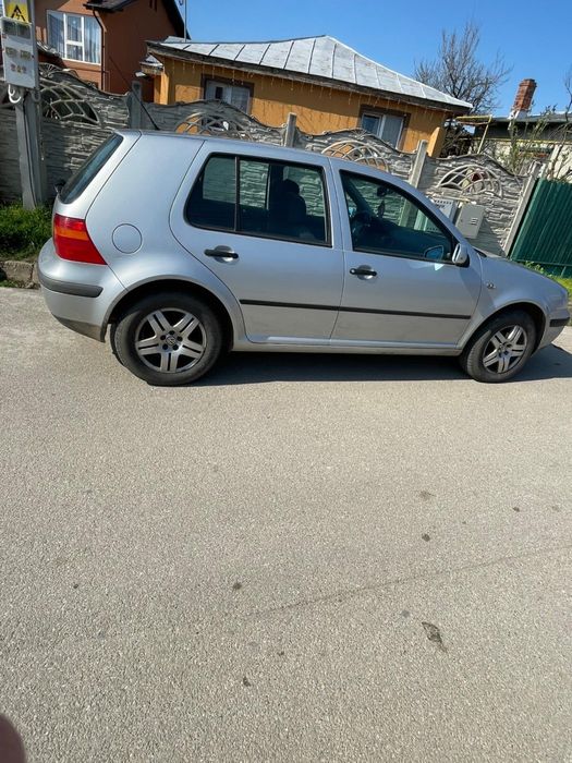 De Vanzare Golf Motor 1.4 Benzina