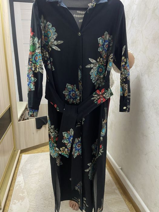 Платье длинное черное