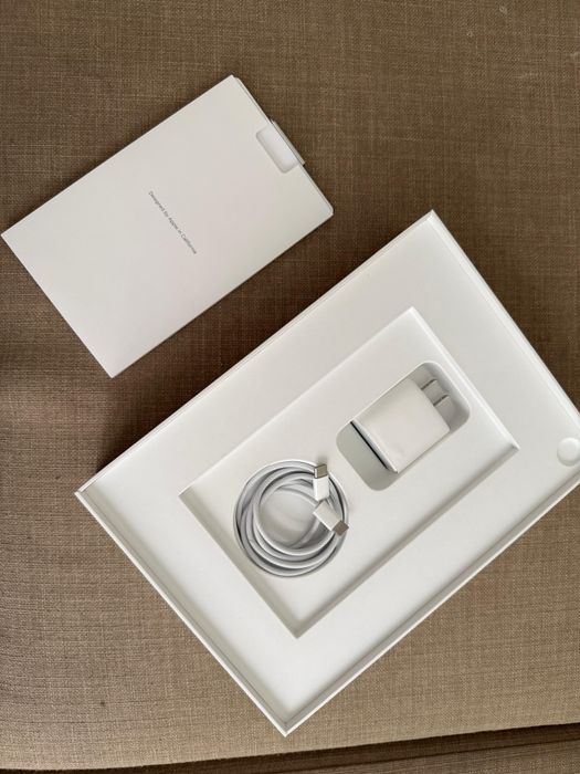 Продам ipad air 11 M3 новый