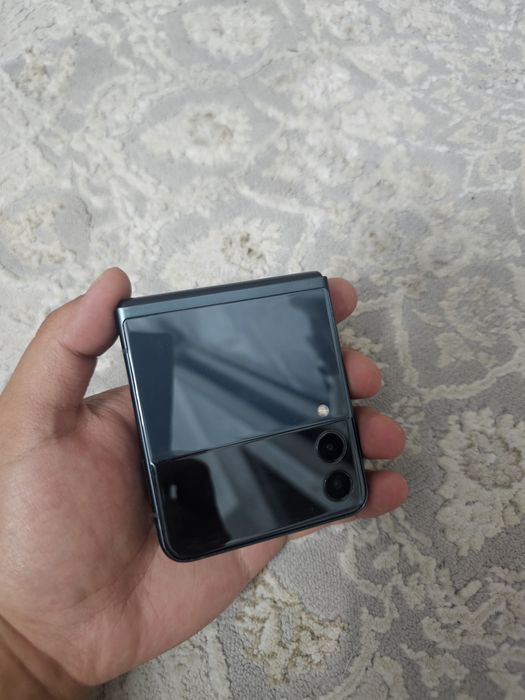 Samsung Z Flip 3 8/256 gb