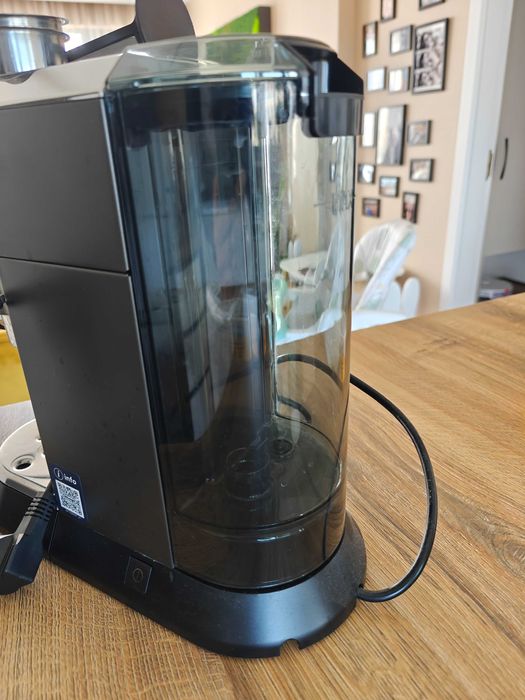 De'Longhi EC685M Dedica Style