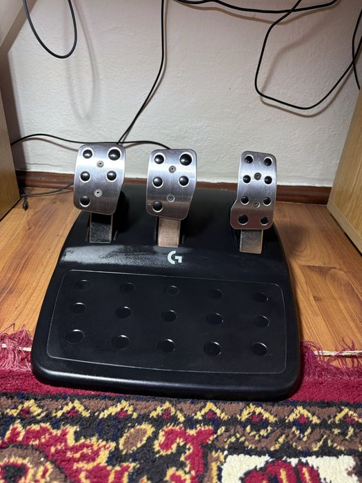 Volan Logitech G923 TrueForce + Logitech Driving Force Shifter