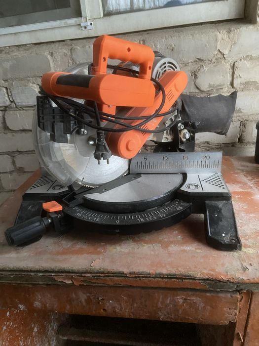 Продётся торцовочная пила патриот