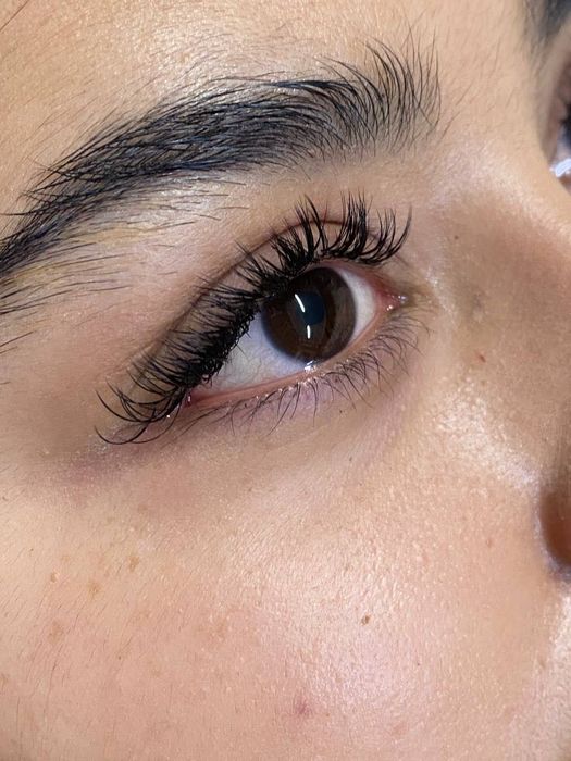 Наращивание ресниц