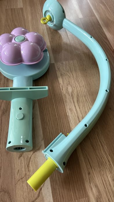 Музикална играчка + играчки за люлка