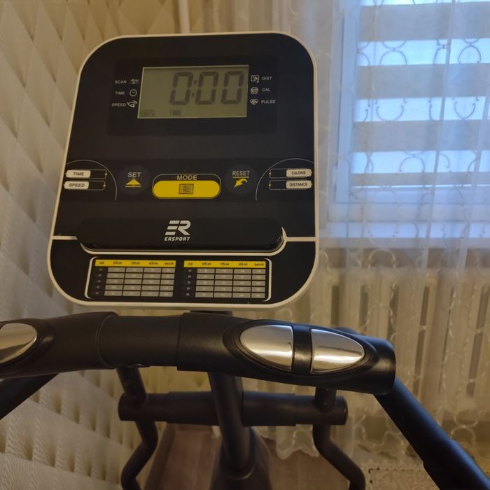 Эллиптический тренажер