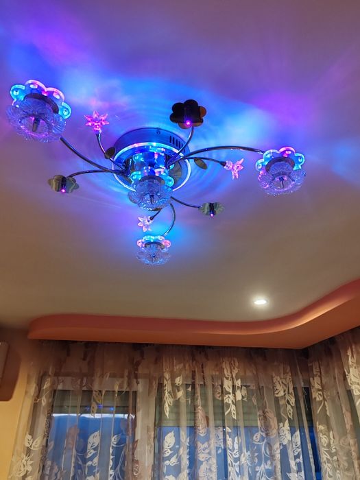 Осветителнo тяло, полюлей, плафонза таван-2бр.