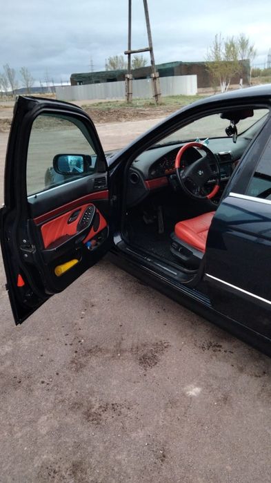 BMW e39 в хорошем состоянии