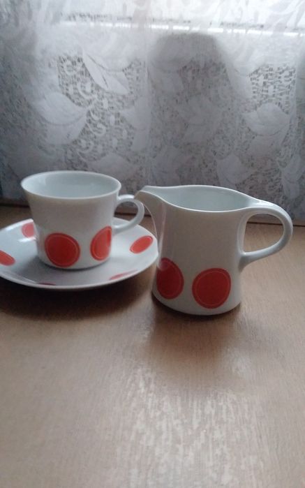 фруктиера и лот от посуда