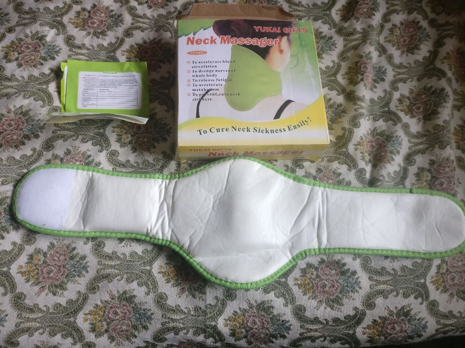 Aparat de masaj cervical