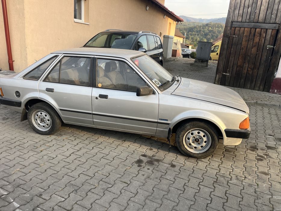 Vand ford escort