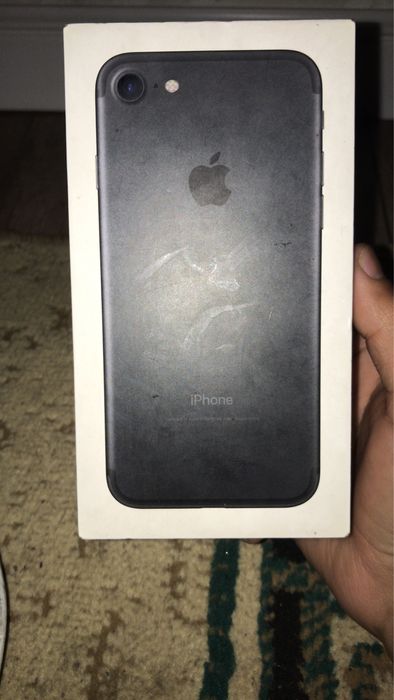 iPhone 7 продам