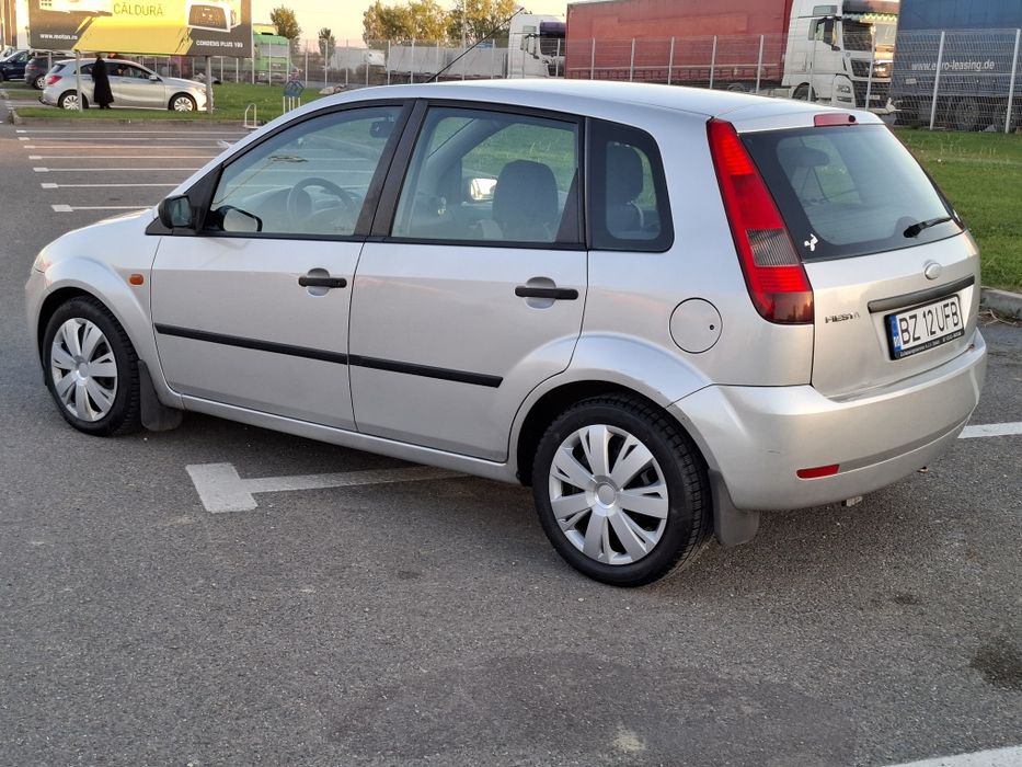 Ford Fiesta 1.4 benzină
