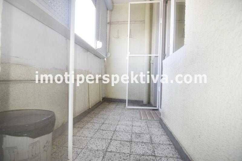 Продава се Тристаен апартамент в Пловдив, Тракия - 90 кв.м за 1867 €/кв.м - Снимка #6