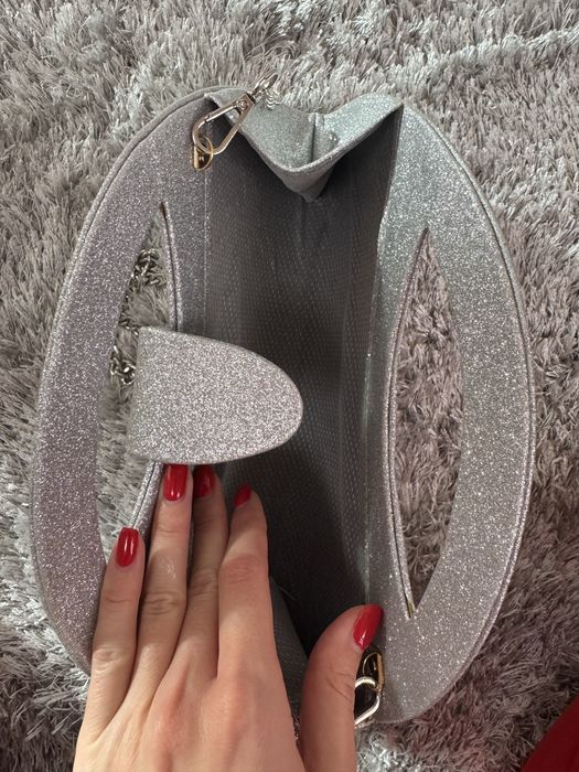 Официална чанта в сребърно