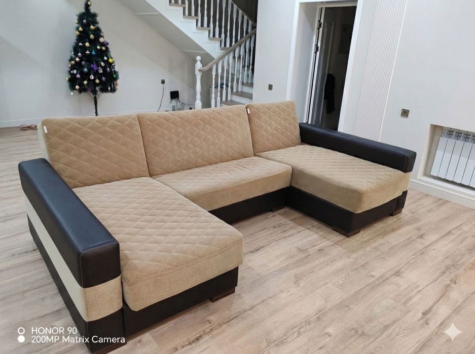 Угловой диван в отличном состоянии