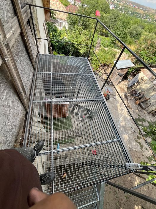 Scări metalice zincata