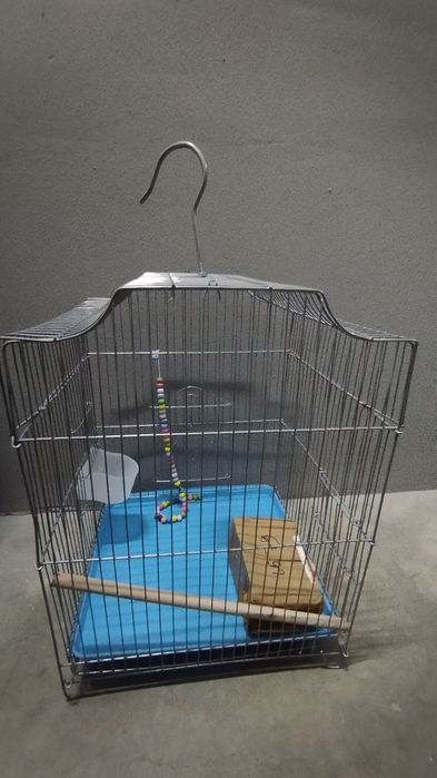 Продам клетку для попугая